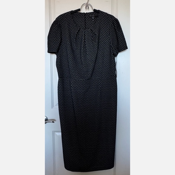 Maggy London short sleeve black & white jacquard dress (US18) Travel capsule! - Picture 1 of 8